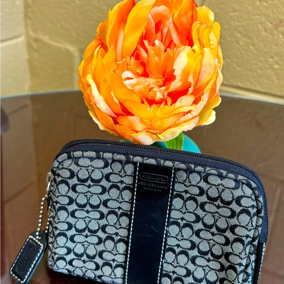 COACH Small Zip Case Vintage Original - Picture 1 of 4